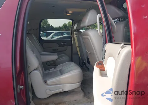 2007 Chevrolet Suburban 1500 Lt из США, поврежденный, VIN 1GNFC16J27J216127